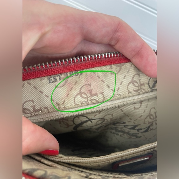 Guess Denim Vintage Logo Clutch Wallet with Card Slots and Zipper Closure GUC - Picture 7 of 14